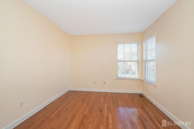 32 Inverness Court, Monroe, NJ 08831