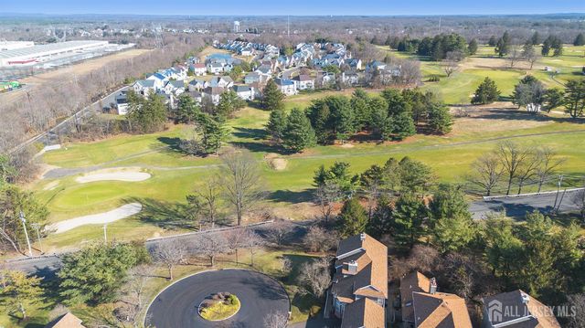 32 Inverness Court, Monroe, NJ 08831