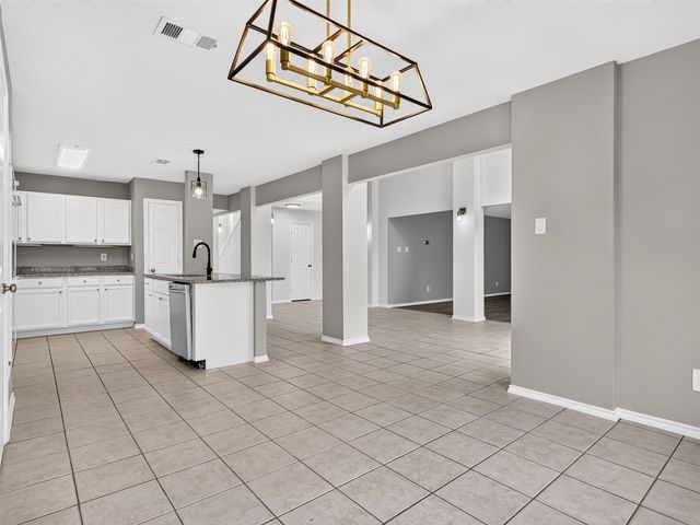 1104 Breezewood Drive, Lewisville, TX 75077