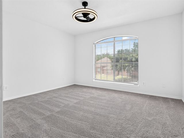 1104 Breezewood Drive, Lewisville, TX 75077