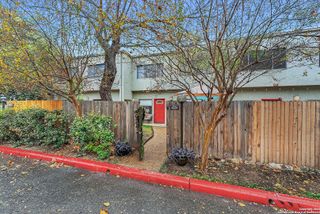 3103 Eisenhauer Rd Apt L21, San Antonio, TX 78209