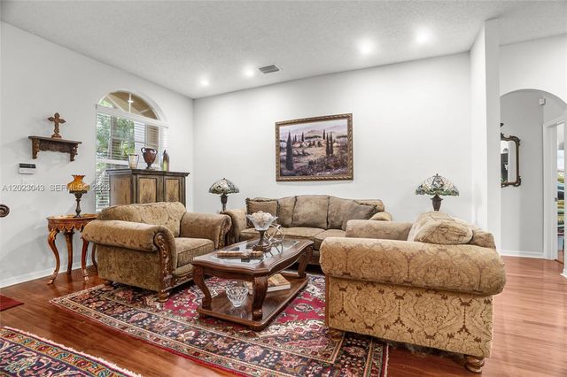 2810 Dunwoodie Pl, Homestead, FL 33035