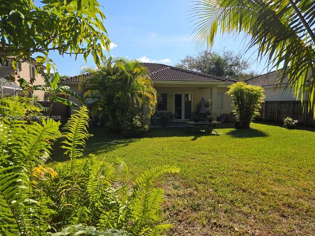 2810 Dunwoodie Pl, Homestead, FL 33035