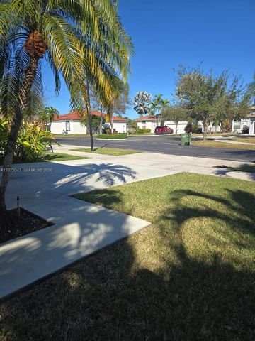 2810 Dunwoodie Pl, Homestead, FL 33035