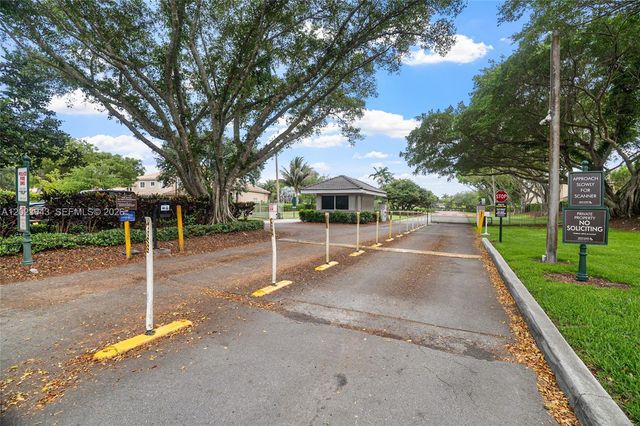 2810 Dunwoodie Pl, Homestead, FL 33035