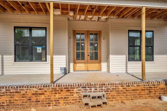 64 Evergreen Trail, Burns, TN 37029