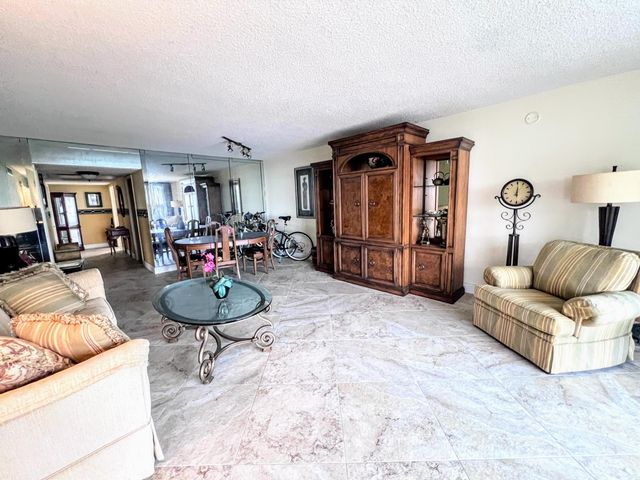 3080 N Course Drive 601, Pompano Beach, FL 33069