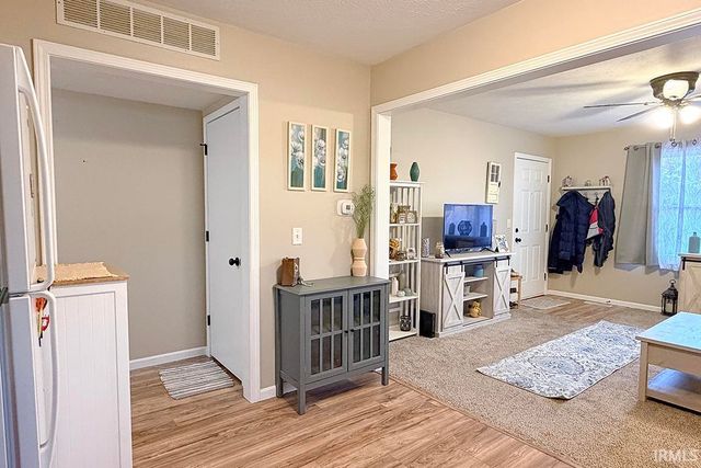 1101 Court Ln Apt C, Goshen, IN 46526