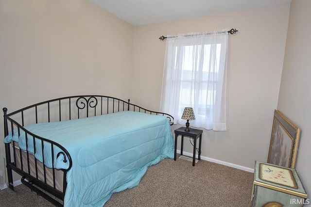 1101 Court Ln Apt C, Goshen, IN 46526