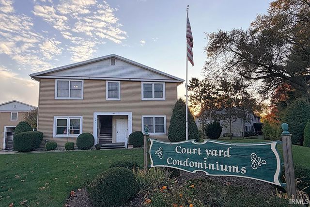 1101 Court Ln Apt C, Goshen, IN 46526