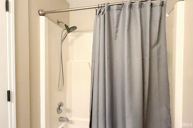 1101 Court Ln Apt C, Goshen, IN 46526