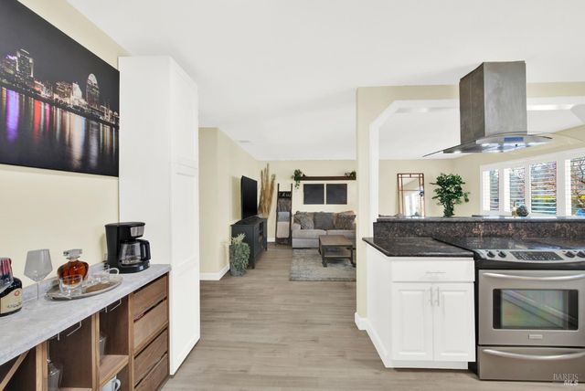 125 Andover Dr, Vacaville, CA 95687