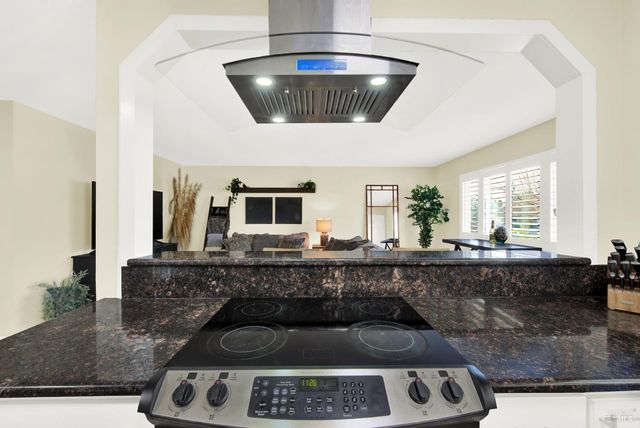 125 Andover Dr, Vacaville, CA 95687