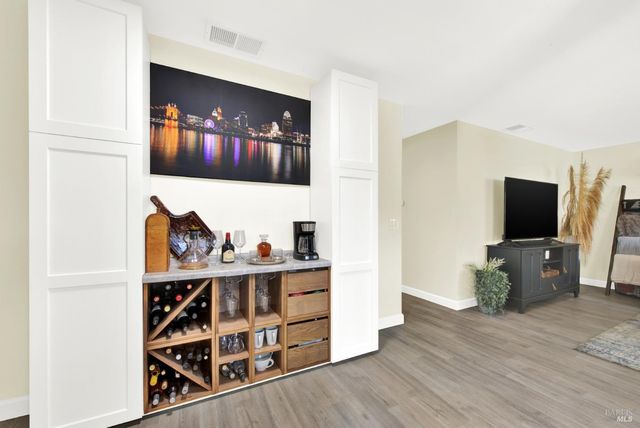 125 Andover Dr, Vacaville, CA 95687