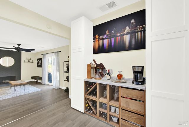 125 Andover Dr, Vacaville, CA 95687