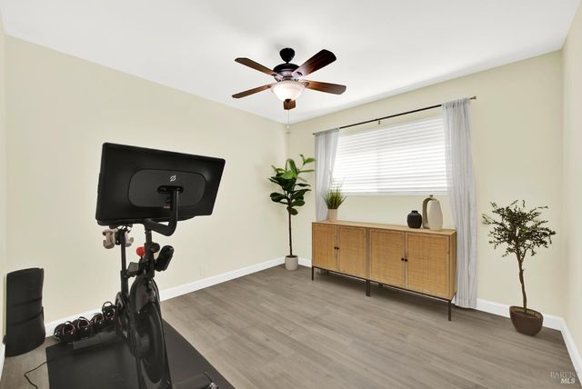 125 Andover Dr, Vacaville, CA 95687