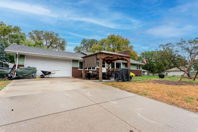 5337 Sailor Lane, Brooklyn Center, MN 55429