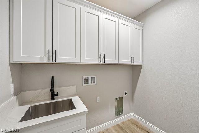 1520 East Cavalry Street, Pahrump, NV 89048