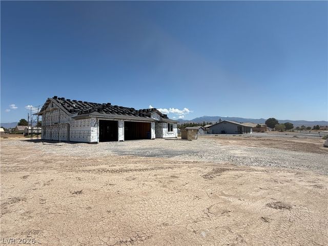 1520 East Cavalry Street, Pahrump, NV 89048