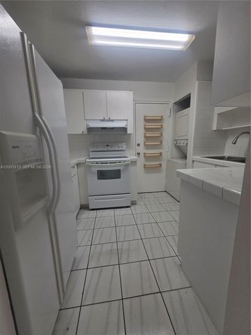 13700 SW 62nd St 113, Miami, FL 33183