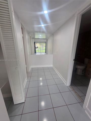 13700 SW 62nd St 113, Miami, FL 33183