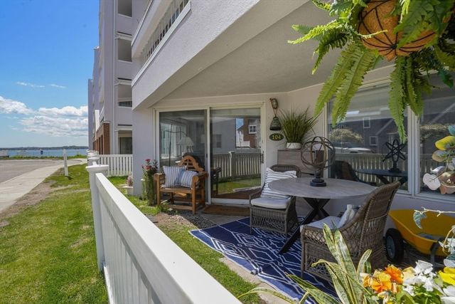 1 Commodore Court 104, Hull, MA 02045