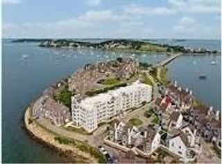 1 Commodore Court 104, Hull, MA 02045