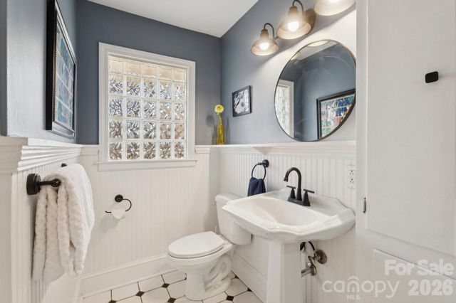 1127 Westchester Boulevard, Charlotte, NC 28205