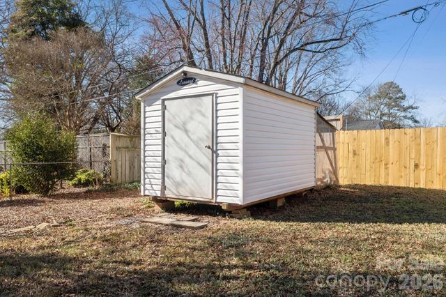 1127 Westchester Boulevard, Charlotte, NC 28205