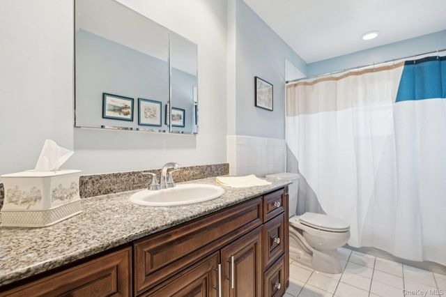 2487 Abbey Lane, Seaford, NY 11783