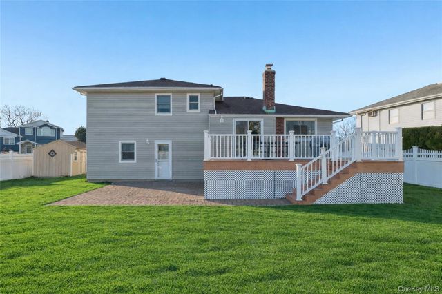 2487 Abbey Lane, Seaford, NY 11783