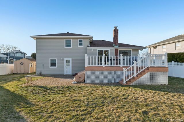 2487 Abbey Lane, Seaford, NY 11783