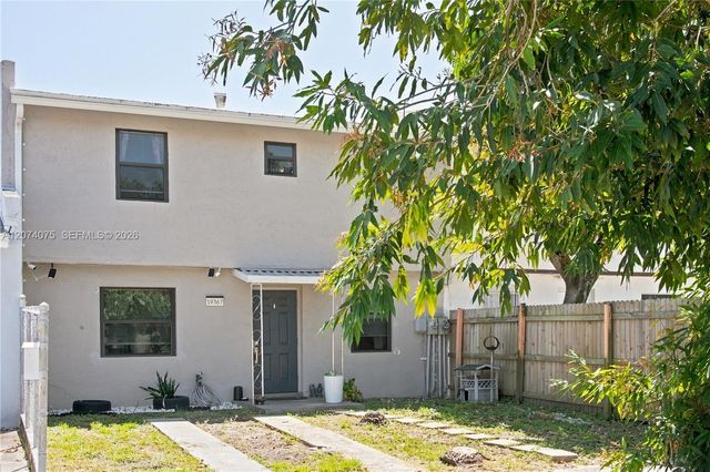 19367 NW 45th Avenue, Miami Gardens, FL 33055