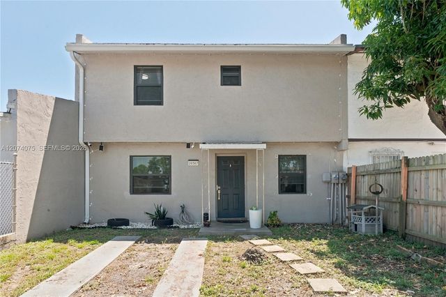19367 NW 45th Avenue, Miami Gardens, FL 33055