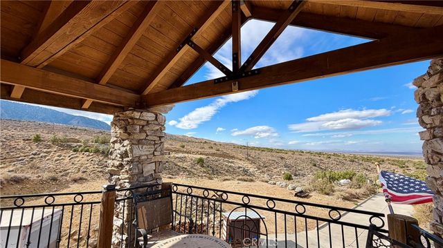 275 Canyon, Pinon Hills, CA 92371