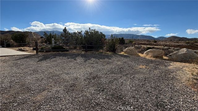 275 Canyon, Pinon Hills, CA 92371