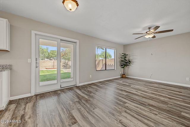 2154 E WILLIAMS Drive, Phoenix, AZ 85024
