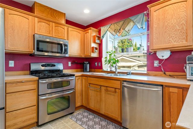929 149th Place SW, Lynnwood, WA 98087