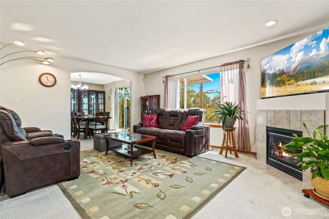 929 149th Place SW, Lynnwood, WA 98087