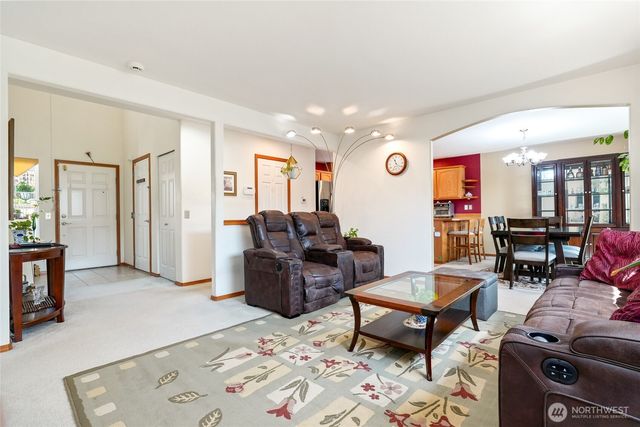 929 149th Place SW, Lynnwood, WA 98087