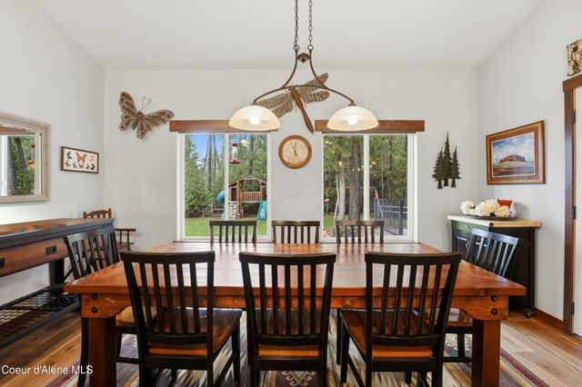 17953 W Sheltered CT, Hauser, ID 83854
