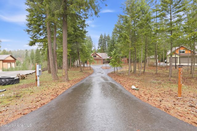 17953 W Sheltered CT, Hauser, ID 83854