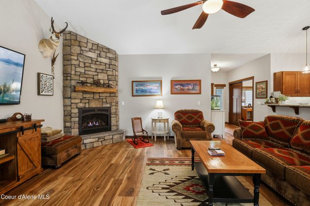 17953 W Sheltered CT, Hauser, ID 83854