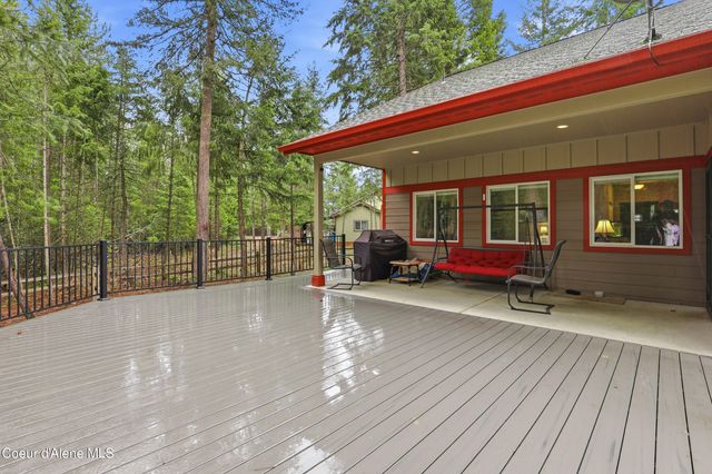 17953 W Sheltered CT, Hauser, ID 83854