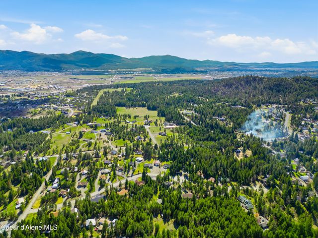 17953 W Sheltered CT, Hauser, ID 83854
