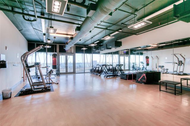 601 NE 36th St 710, Miami, FL 33137