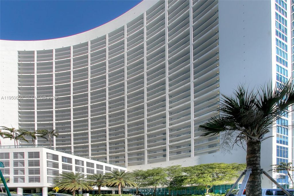 601 NE 36th St 710, Miami, FL 33137