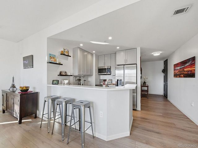 925 N Lincoln St 4F, Denver, CO 80203