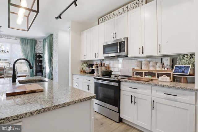 695 MIDWAY RD, York Haven, PA 17370
