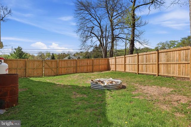695 MIDWAY RD, York Haven, PA 17370